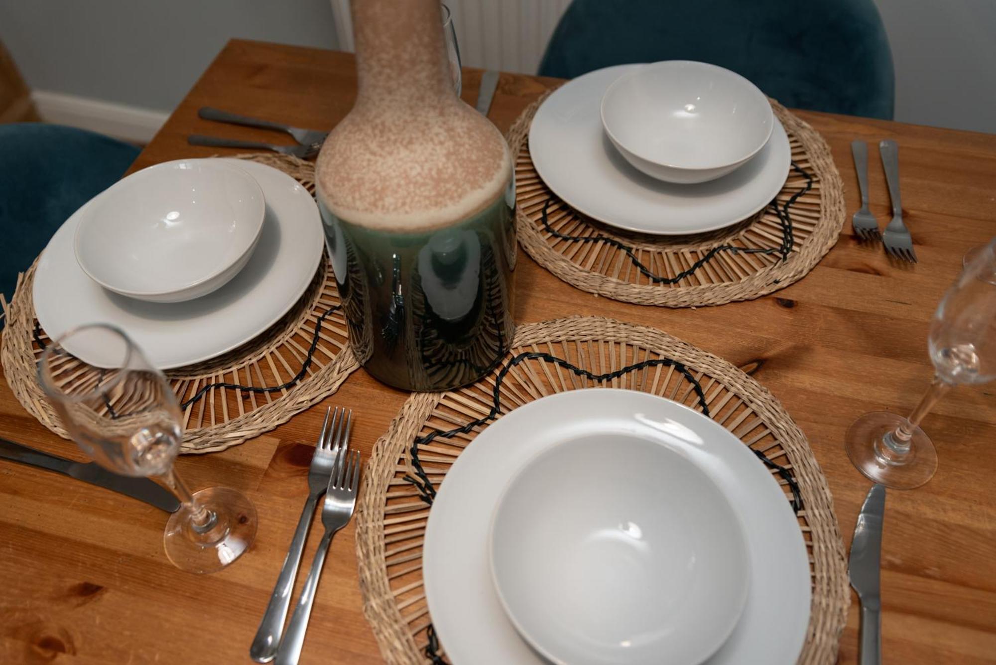 Prime Location 3 Bed House Villa Newport  Buitenkant foto
