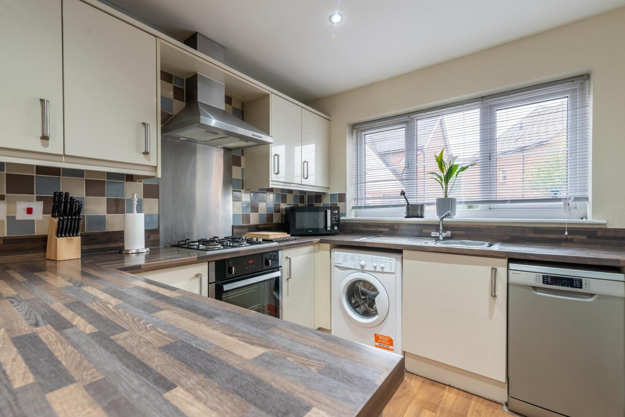 Prime Location 3 Bed House Villa Newport  Buitenkant foto