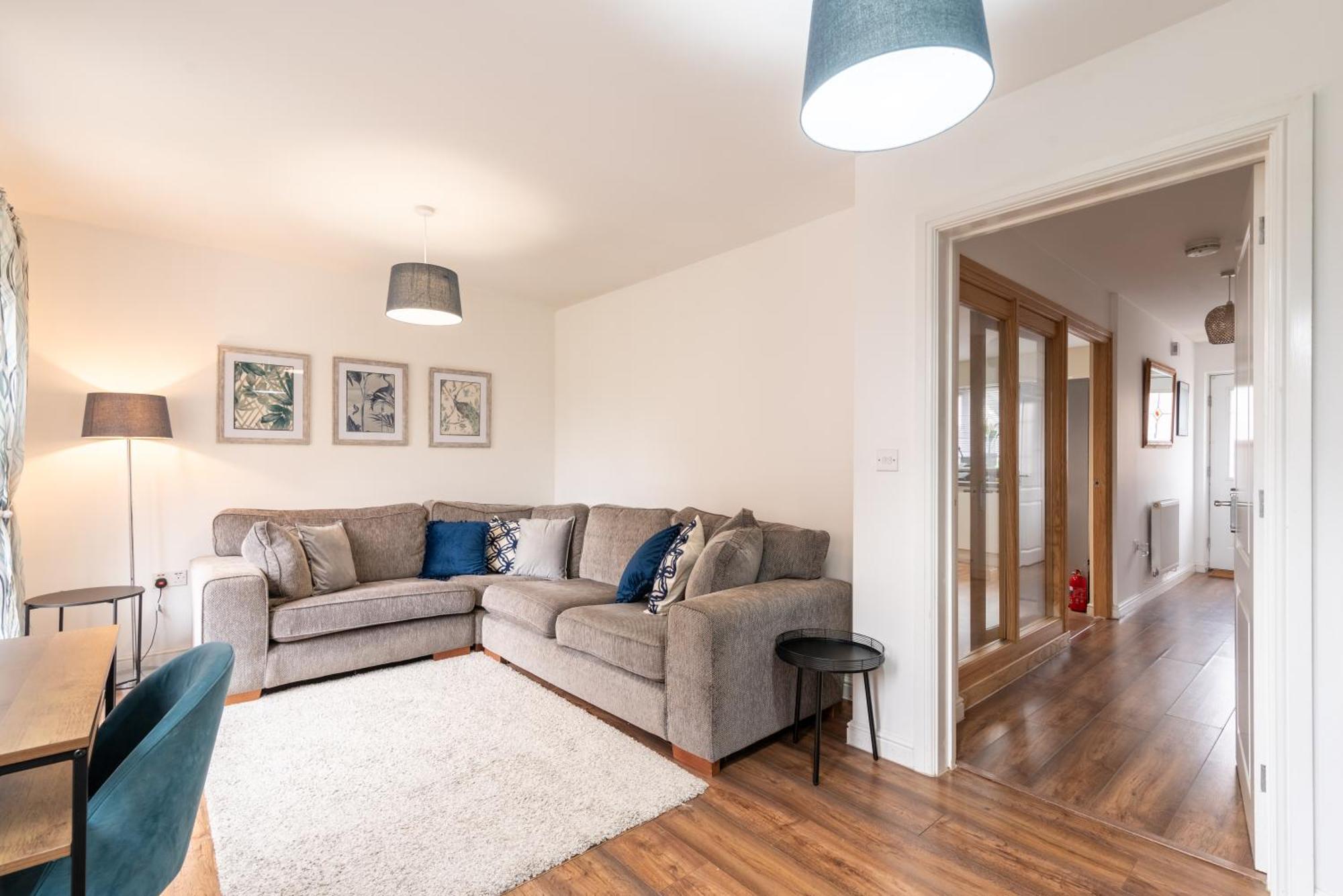 Prime Location 3 Bed House Villa Newport  Buitenkant foto