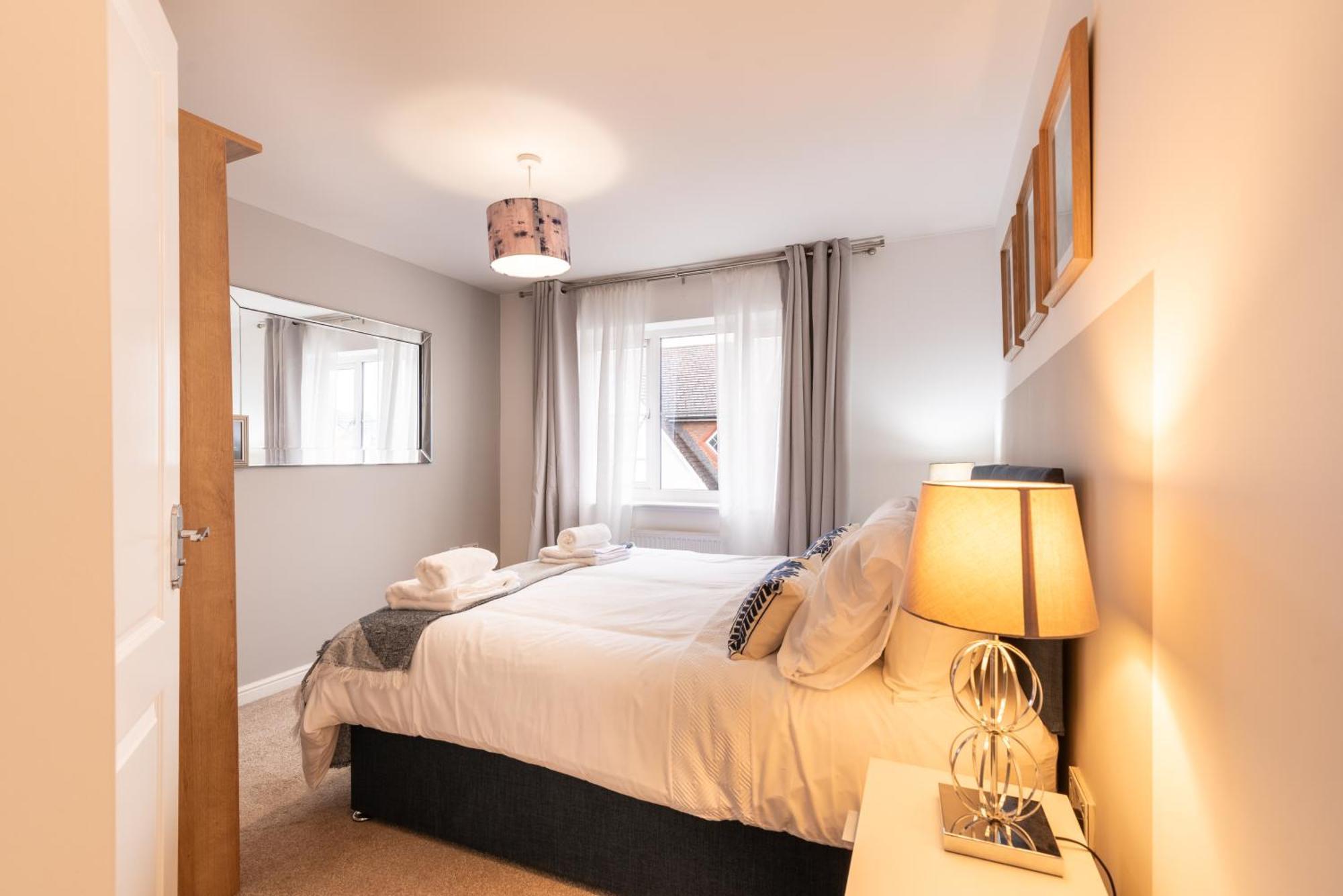 Prime Location 3 Bed House Villa Newport  Buitenkant foto