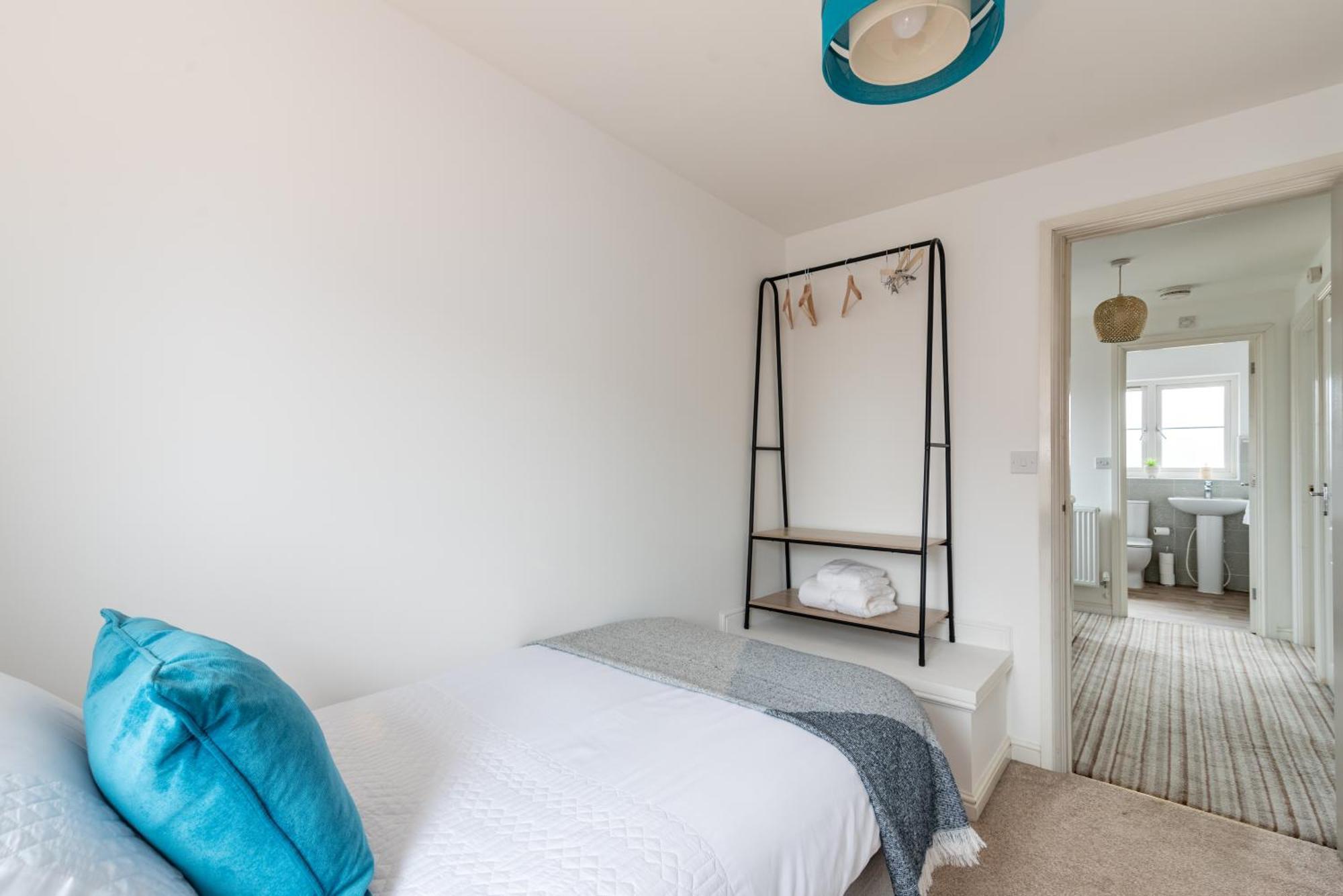 Prime Location 3 Bed House Villa Newport  Buitenkant foto